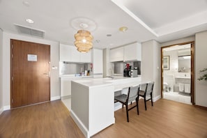Studio Deluxe, balcon, vue sur la ville | Cuisine privée