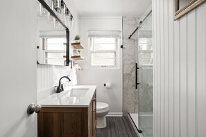 Shower, hair dryer, towels - Pet-Friendly Broad Ripple Home W/ Fenced Backyard (Indianapolis)