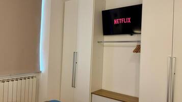 Fer et planche à repasser, Wi-Fi, draps fournis