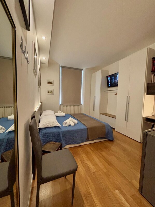 Bügeleisen/Bügelbrett, WLAN, Bettwäsche