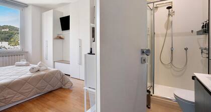 Klimatisiertes Zimmer mit privatem Bad, Frühstück & Parkplatz – ideal für die Cinque Terre!