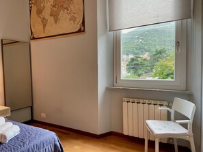 Fer et planche à repasser, Wi-Fi, draps fournis