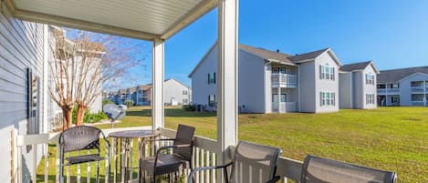 Exclusive Condo, 2 Bedrooms, Balcony, Garden View | Balcony