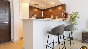 Apartamento superluxo, sacada, vista para o canal | Sacada