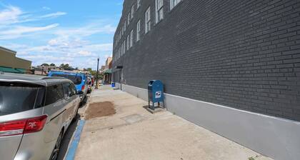Charming Conway Loft in Downtown Conway