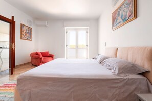 واي فاي وملاءات أسرّة