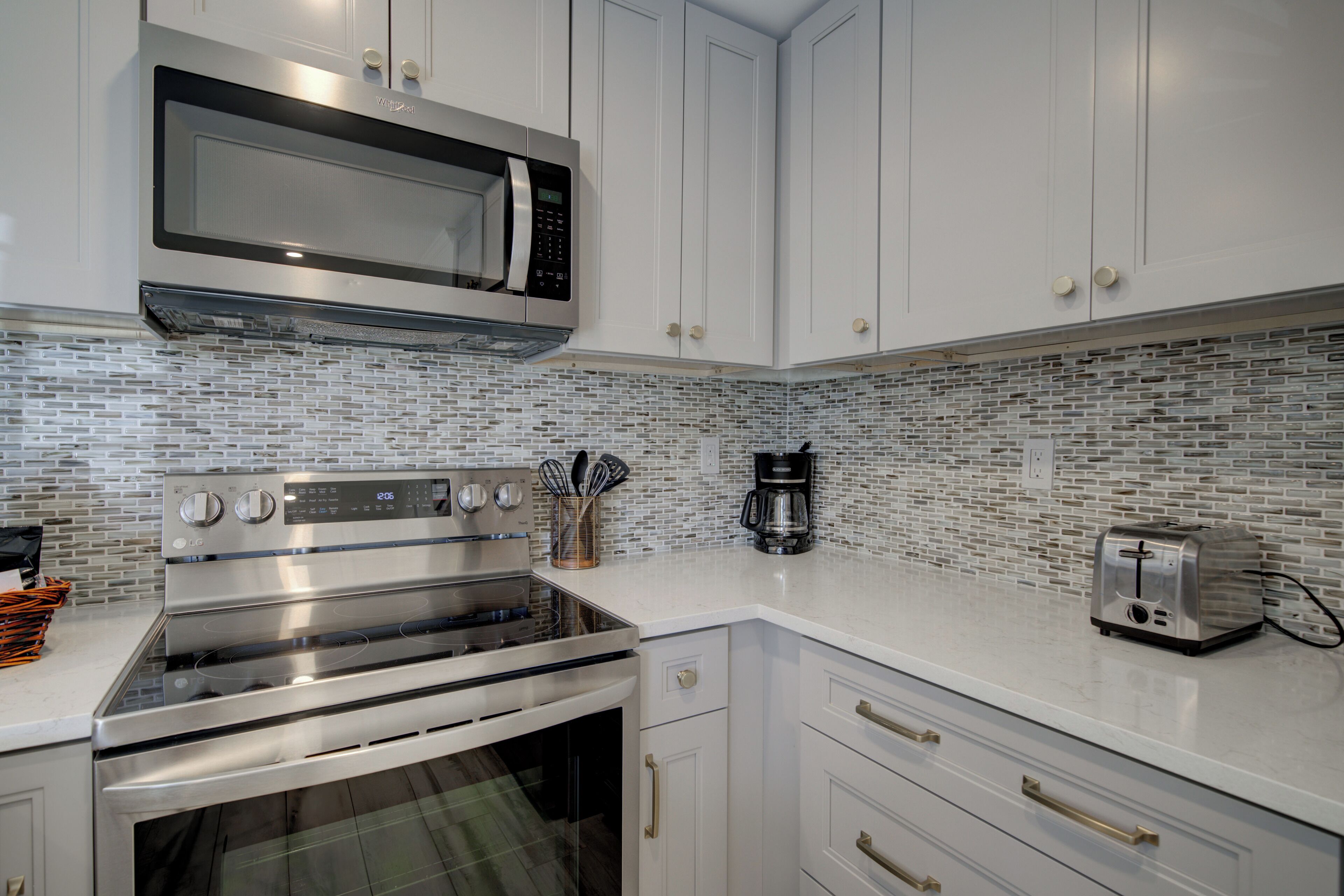 Condo, Air conditioning, Beachside | Microwave