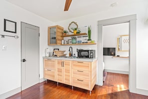 Interior - Bright & Cozy San Diego Escape Near Balboa Park | Casita on Landis by Avantstay (San Diego)