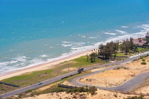 Deluxe Triple Room, Sea View | In-room safe, soundproofing, iron/ironing board, free WiFi