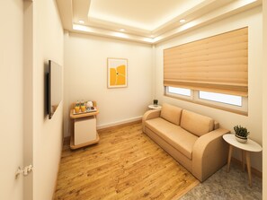 尊榮雙人房 | 客房內保險箱、免費無線上網