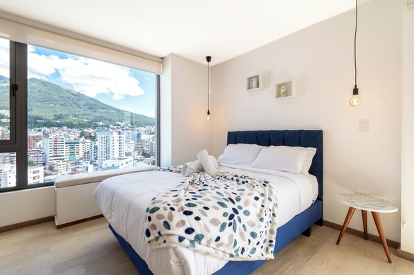 Studio (16D) | Individually decorated, laptop workspace, blackout drapes - Edificio Efyra by Host Ecuador (Quito)