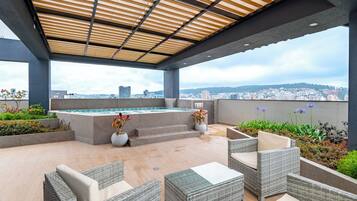 Studio | Terrace/patio