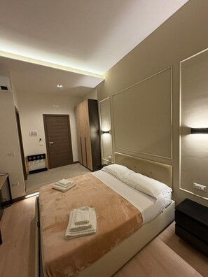 Deluxe Room, Balcony | Desk, free WiFi - l'abbraccio di Maria (Naples)