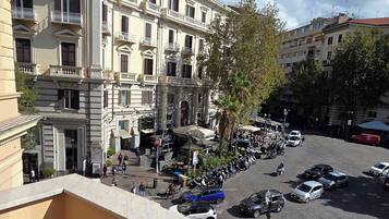 Deluxe Room, Balcony