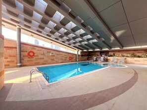 Pool - Chic 1BR w Pool, Sauna & Steam Room Access (Business Bay)