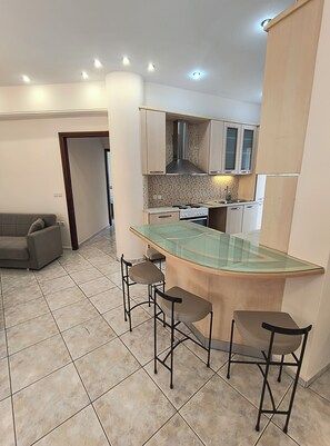 Interior - Angie A1 close to the beach by 8essentially (Chania)