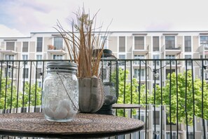 Property grounds - Special *EiNSTEiN IIV* Apartment (Basel)