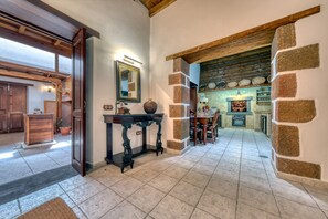 Interior - La Casucha - Typical Canarian House (Tías)