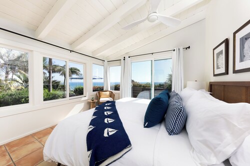 Charming Oceanview Cottage in Del Mar