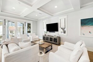 Smart TV, fireplace, ping pong, books