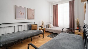Appartement | Fer et planche à repasser, accès au Wi-Fi (inclus)