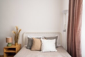 Apartment | Iron/ironing board, free WiFi