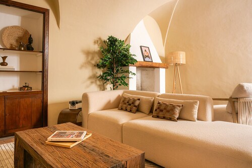 Design apartment Recanati centre with sea view