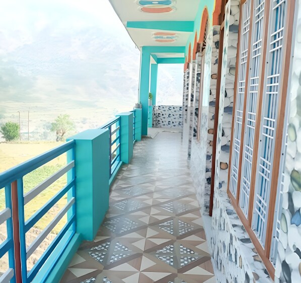 Family Room, Mountain View | Balcony - Hotel Rudra (Rajgarhi)