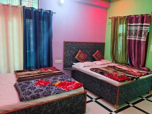 Family Room, Mountain View | Laptop workspace, rollaway beds, bed sheets - Hotel Rudra (Rajgarhi)