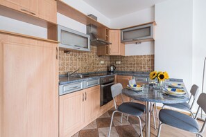 Tabla de planchar con plancha y wifi gratis 