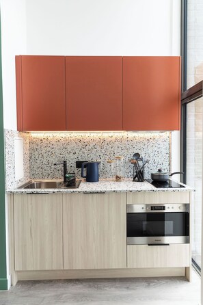 Studio, Non Smoking | Private kitchen