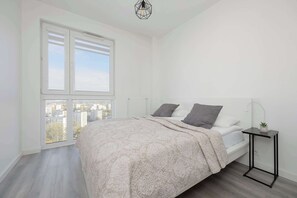 Desk, iron/ironing board, travel crib, WiFi