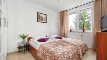 1 Schlafzimmer, Bügeleisen/Bügelbrett, Reisekinderbett, WLAN