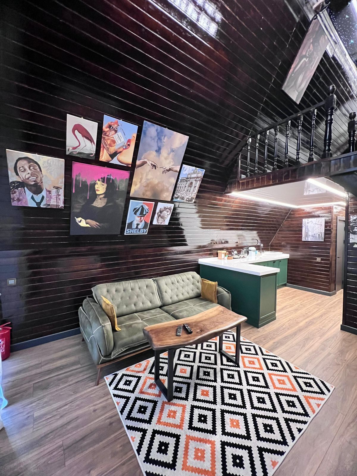 Deluxe Bungalow, Balcony, Mountain View | In-room dining