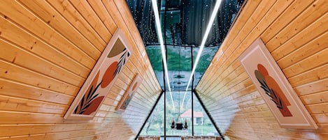 Classic Bungalow, Balcony, Mountain View | Iron/ironing board, free WiFi