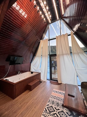 Deluxe Bungalow, Balcony, Mountain View | In-room dining - Dekoriza Glamping  (Ismailli)