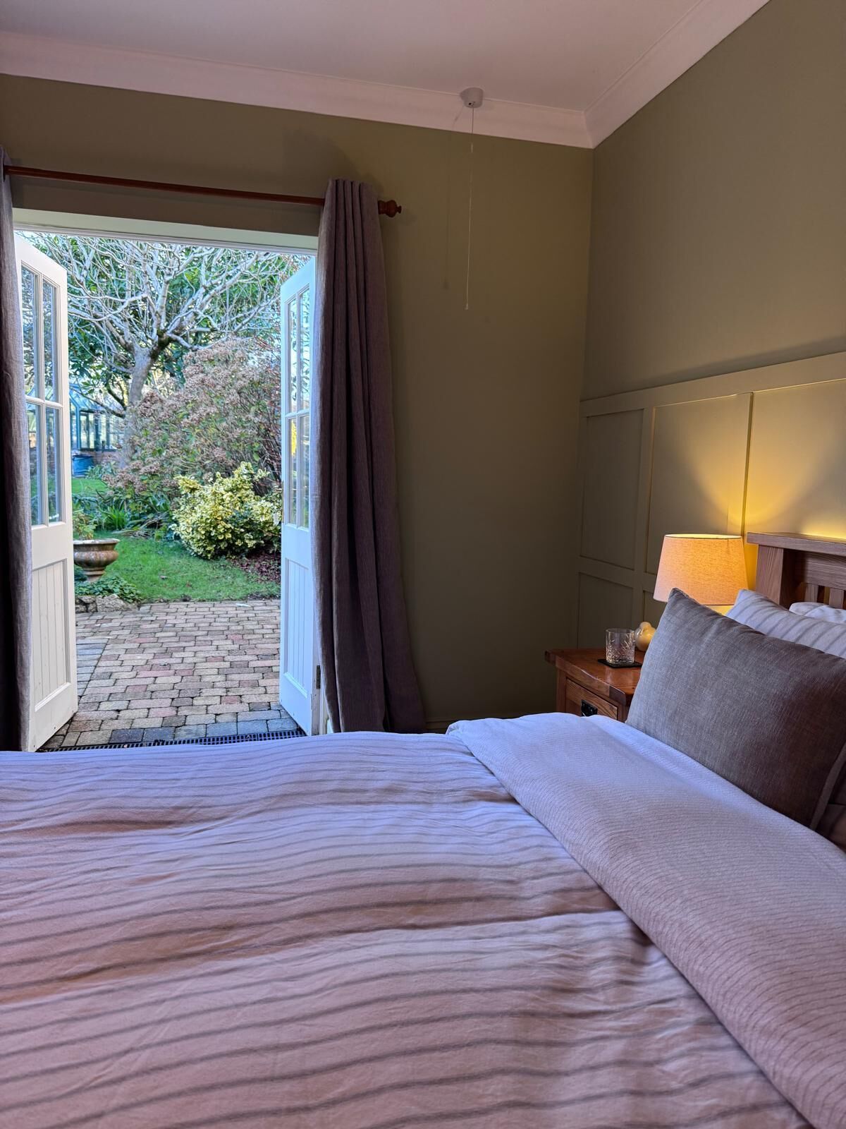 1 chambre, bureau, Wi-Fi gratuit, draps fournis