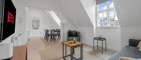 Apartment | 2 bedrooms, Internet