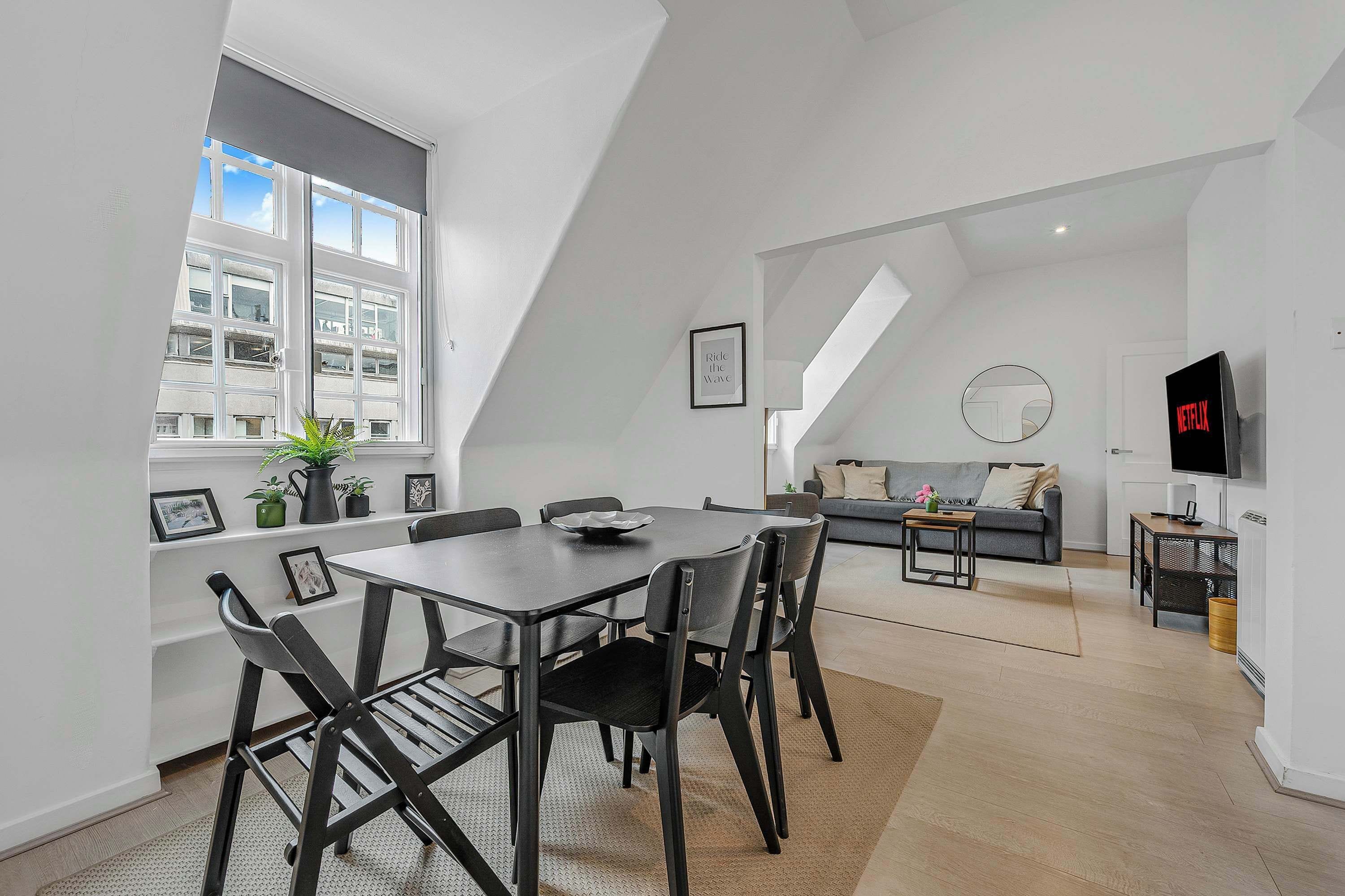 อพาร์ทเมนท์ | 2 ห้องนอน, อินเทอร์เน็ตความเร็วสูง