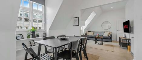 Apartment | 2 bedrooms, Internet