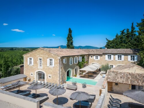 Cottage « Mas Loisonville Demeure d’exception » avec piscine privée, Wi-Fi et climatisation