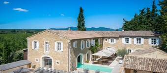 Cottage “Mas Loisonville – Exceptional Estate” with Private Pool, Wi-Fi, and Air Conditioning