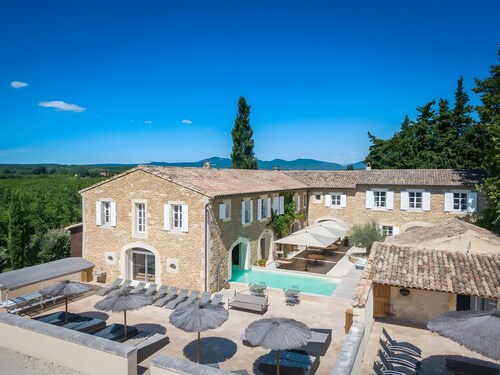 Cottage « Mas Loisonville Demeure d’exception » avec piscine privée, Wi-Fi et climatisation