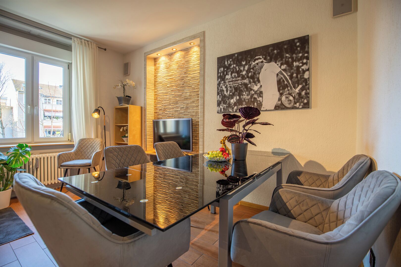 المنشأة من الداخل