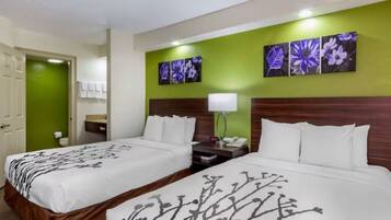 Iron/ironing board, free WiFi, bed sheets