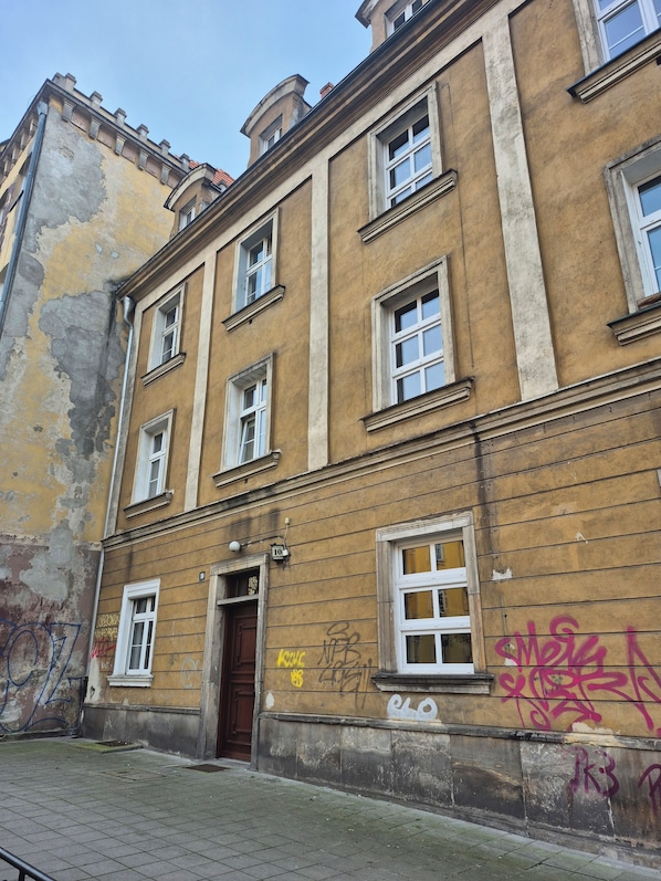 Fachada de la propiedad