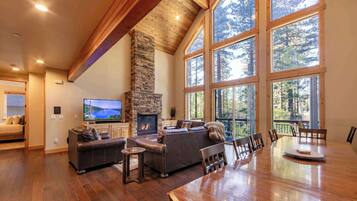 TV, fireplace, offices