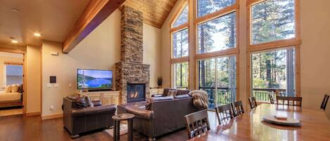 TV, fireplace, offices