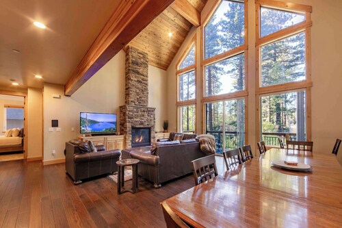 The T-Pot – Chalet for 12