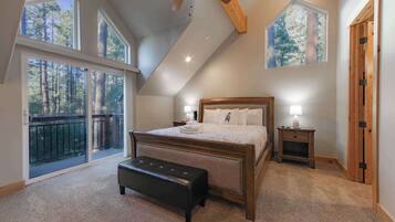 6 bedrooms, iron/ironing board, WiFi, bed sheets